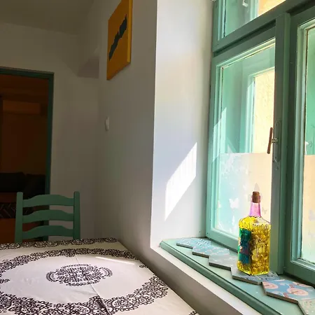 Julesence Apartment